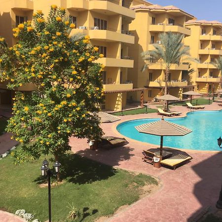 Pool View Apartment At British Resort - Unit 02 Hurgada Dış mekan fotoğraf
